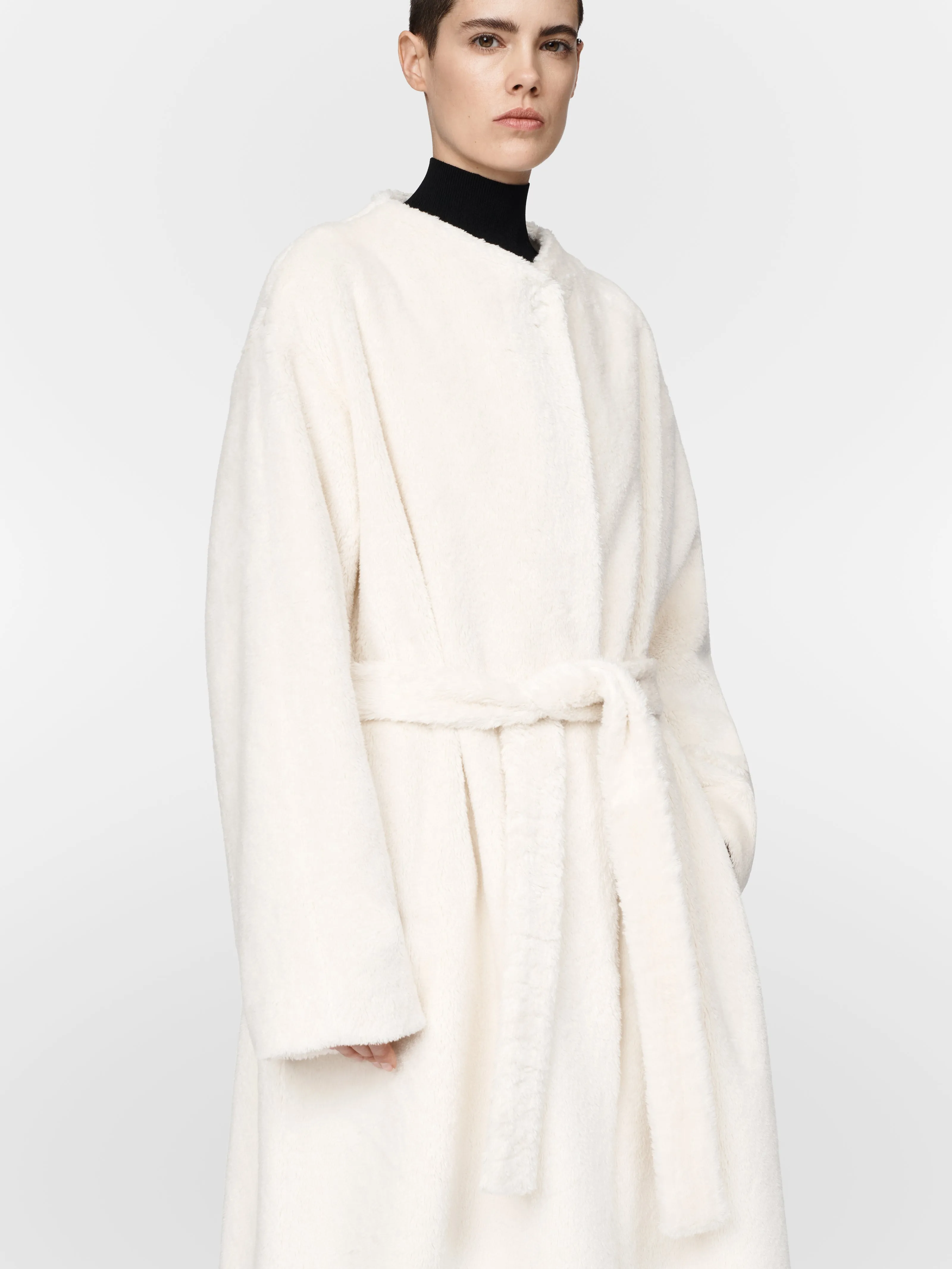 Bathrobe Coat in Ivory