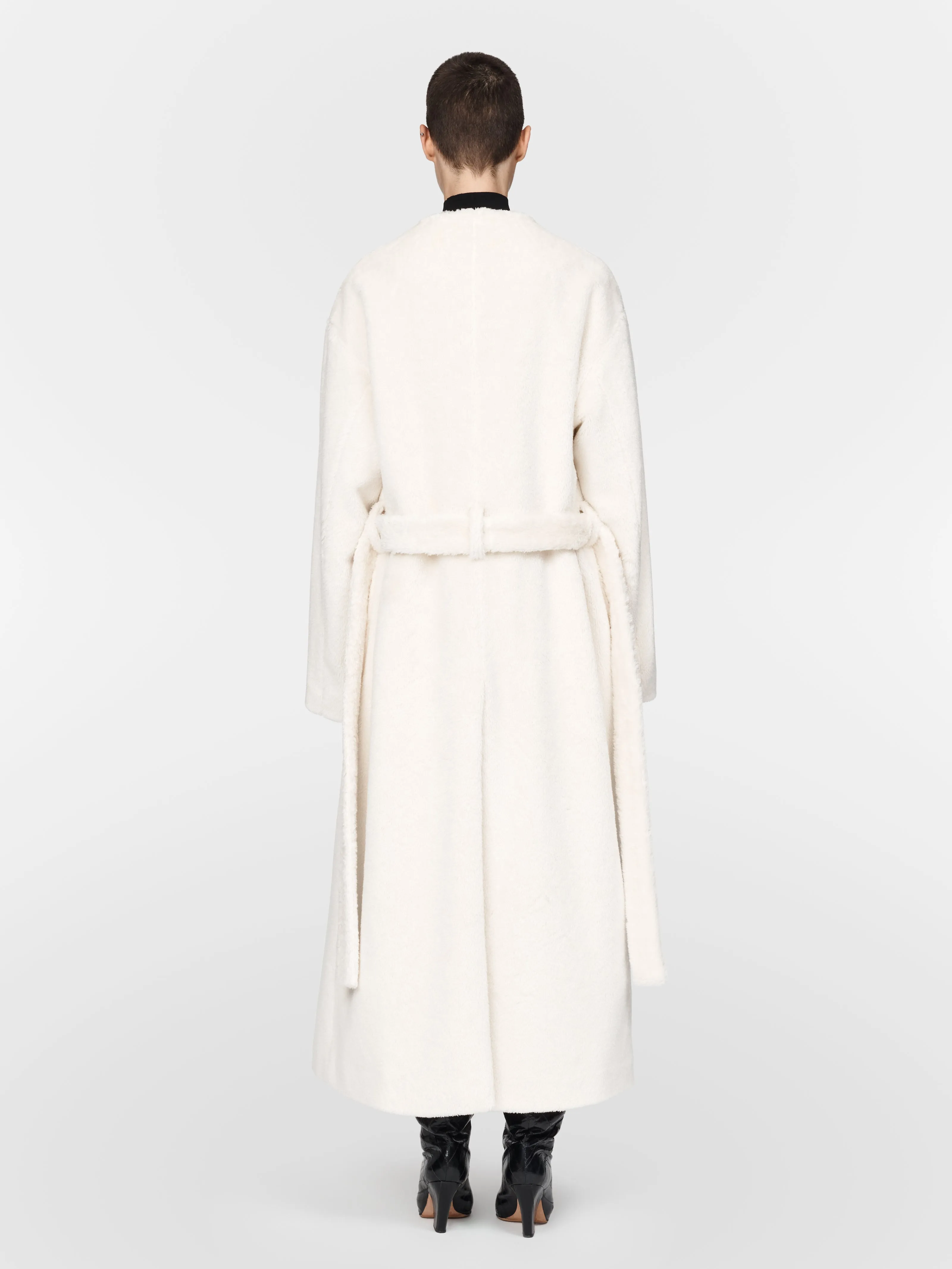 Bathrobe Coat in Ivory