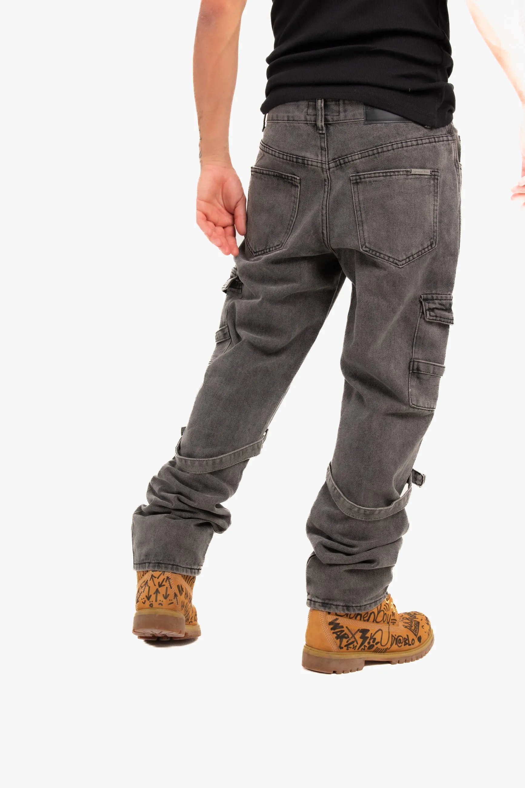 Relaxed Cargo Jean with Strap in Black Wash