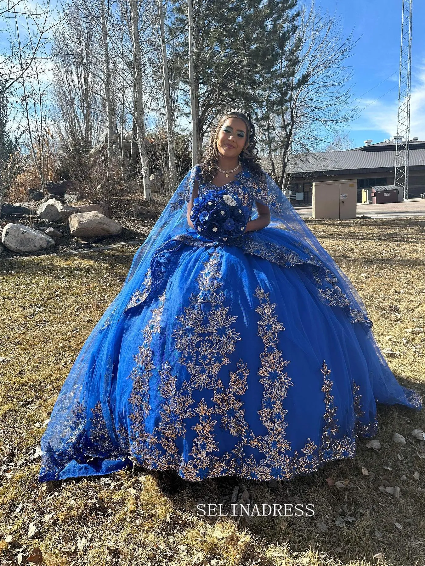 Royal Blue Quince Dress with Cathedral Train Cape Princess Wedding Dress Evening Gowns sew1093