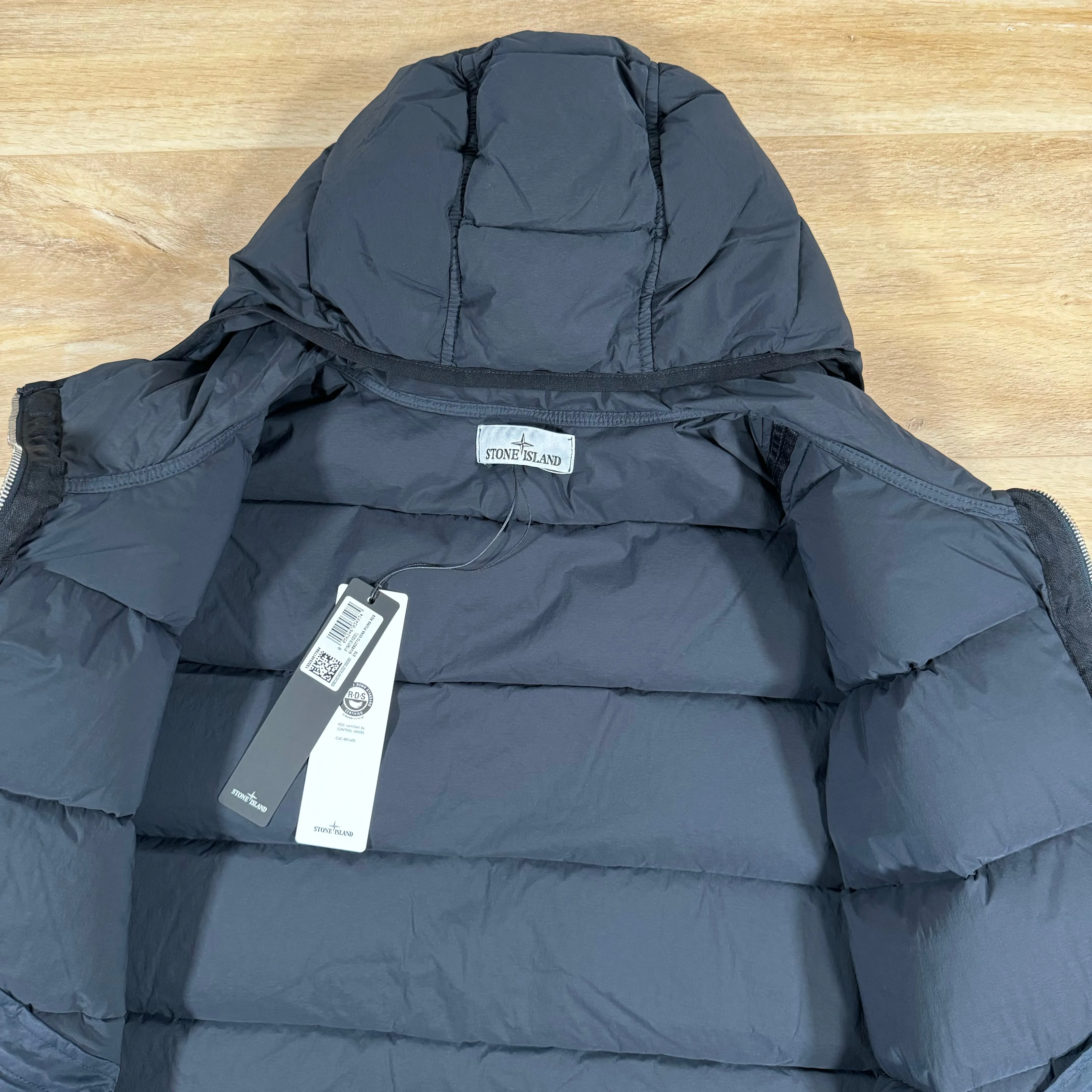 Stone Island Seamless Tunnel Down-TC Jacket in Navy