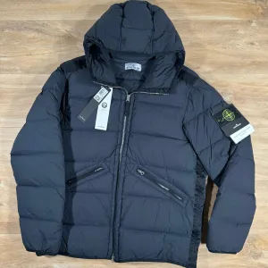 Stone Island Seamless Tunnel Down-TC Jacket in Navy