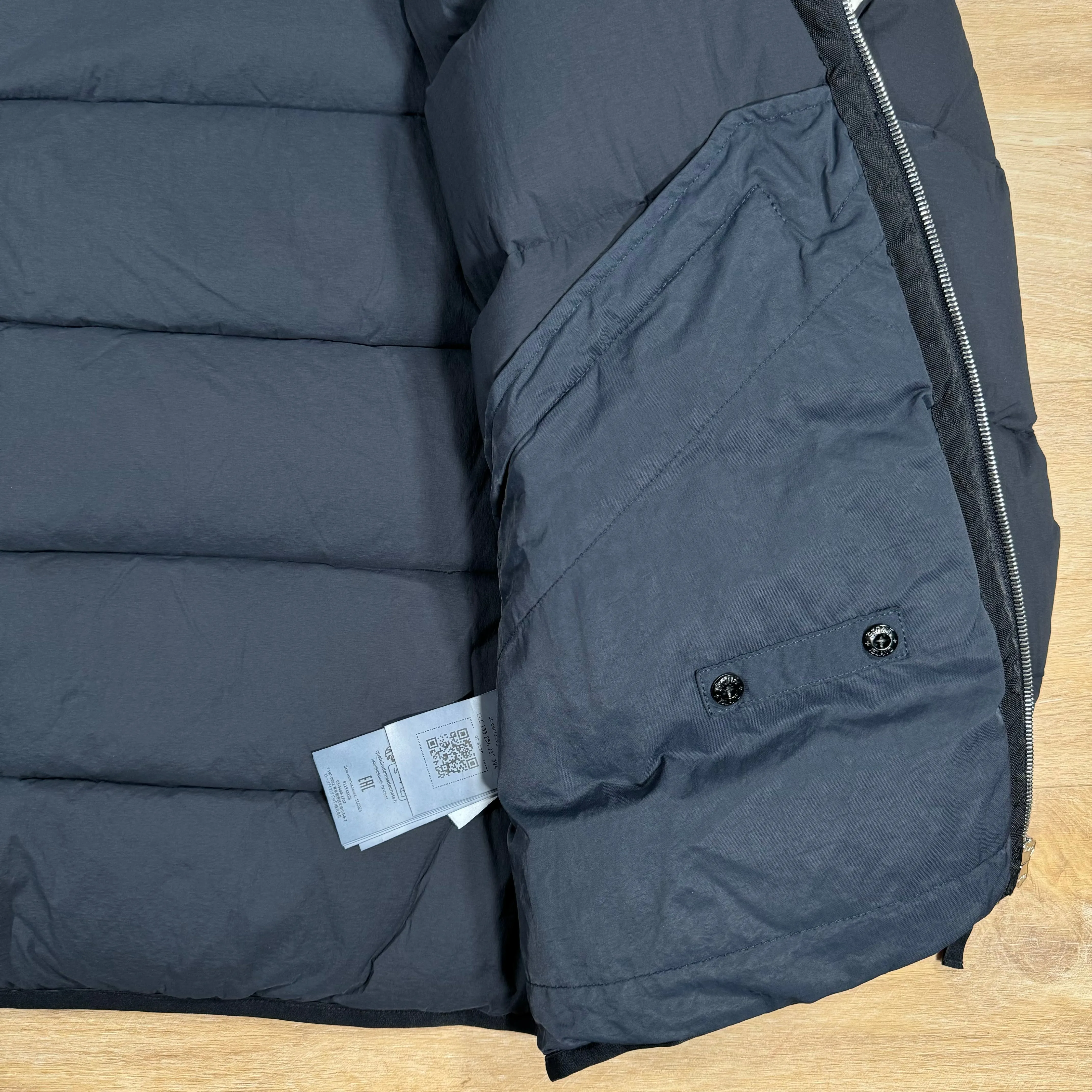 Stone Island Seamless Tunnel Down-TC Jacket in Navy