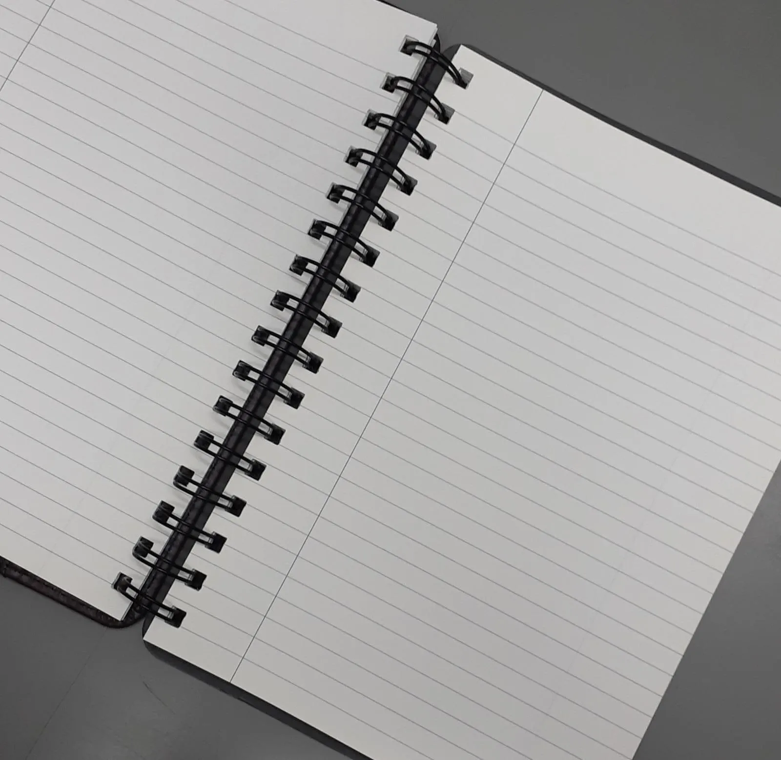 Tops - Executive Notebook